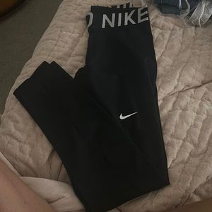 black nike pro leggings